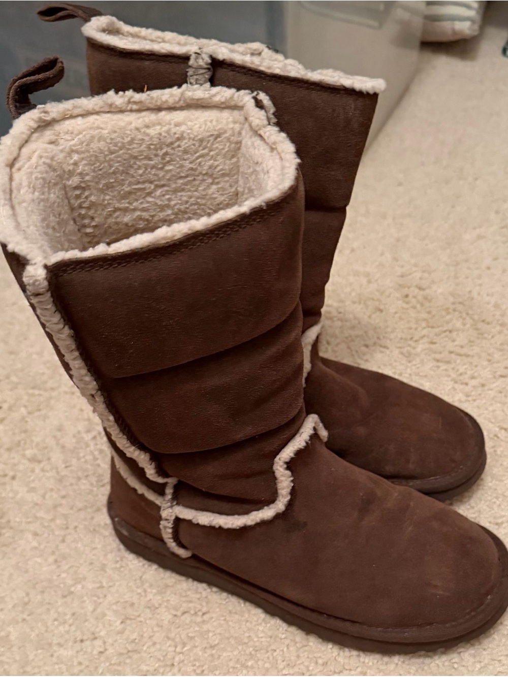 American Eagle Women’s Brown Sherpa-Lined Winter Boots